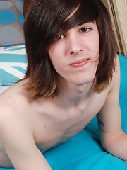 Cute Blond Gets Worked On By His Mate’s Sex-Toys & Oversized Raw Dick!, Added: 2013-08-28 by Staxus